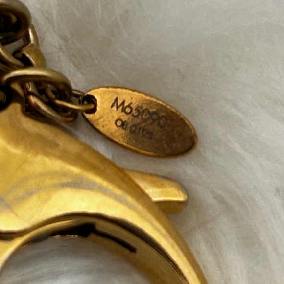 Louis Vuitton Charm - Picture 11 of 14